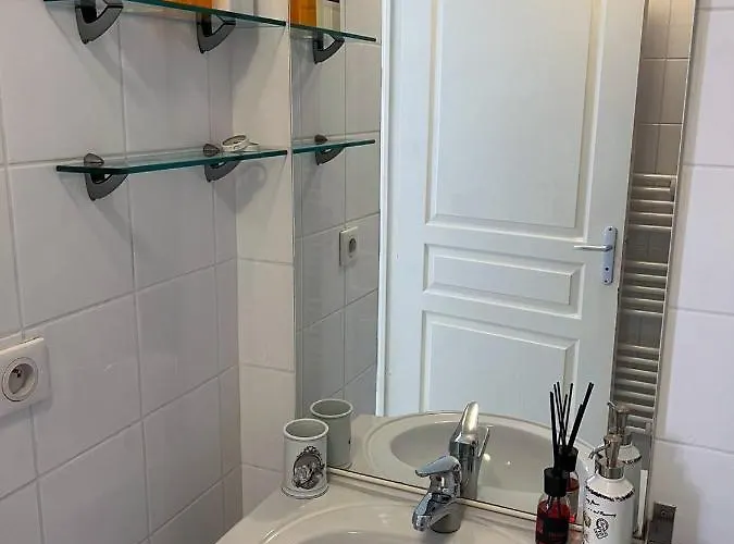 A Διαμέρισμα *